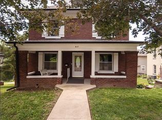 417 N 3rd St, Atchison, KS 66002