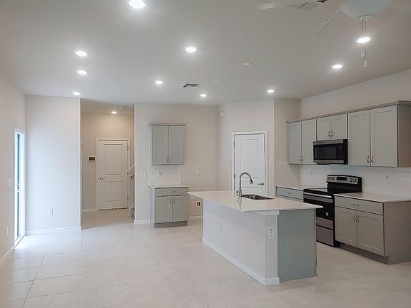 4th image of 19643 Shady Oak Dr