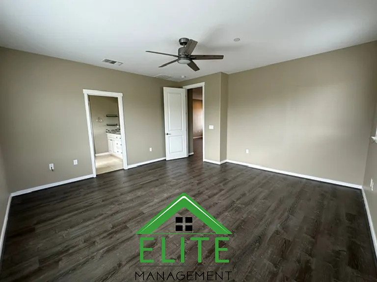 1084 Navigator Dr — Photo 26