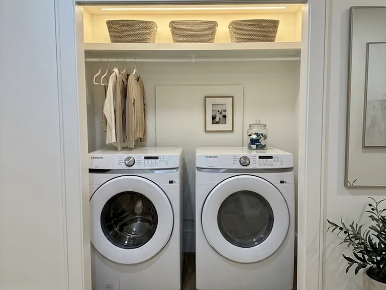 323 Summit Ave #101 — Photo 3