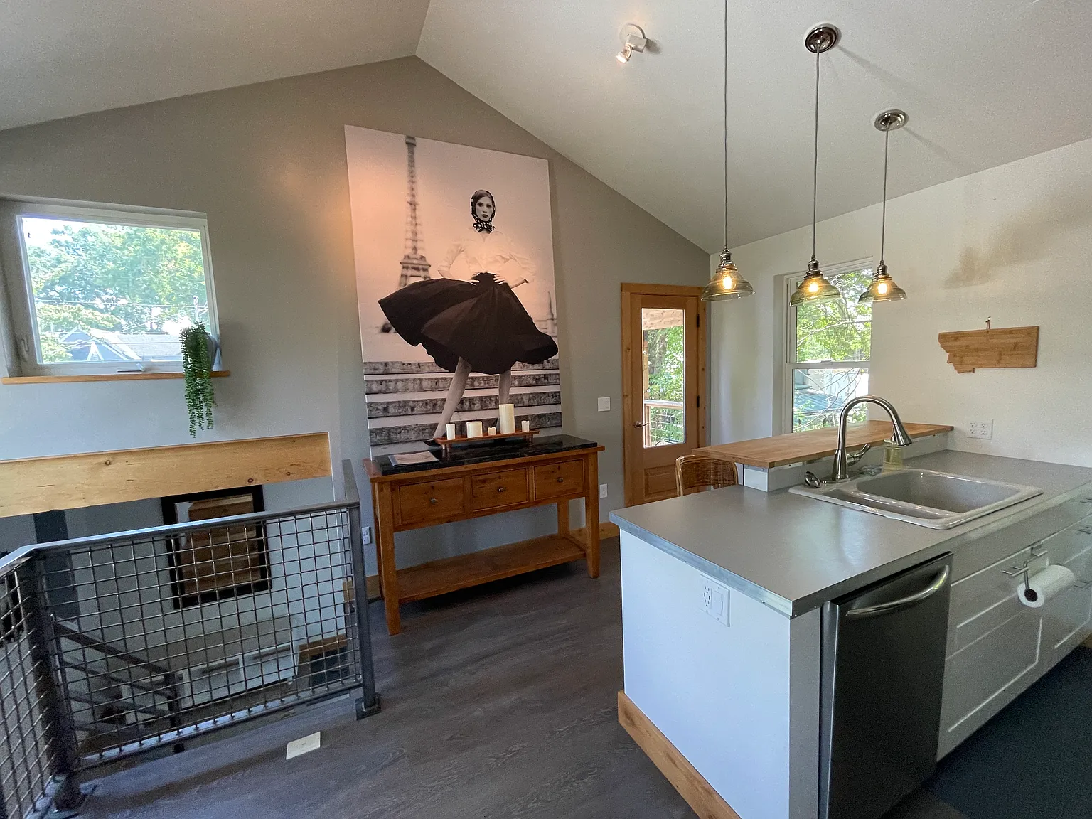 1 bed, $2,500 — Photo 4