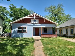 1019 W Walker St, Denison, TX 75020