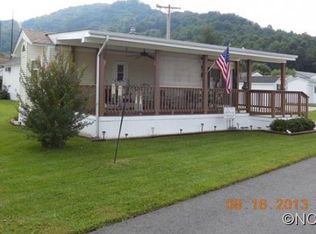 29 Polka Ln, Waynesville, NC 28785