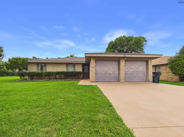 5210 Brookwood Dr, Wichita Falls, TX 76302