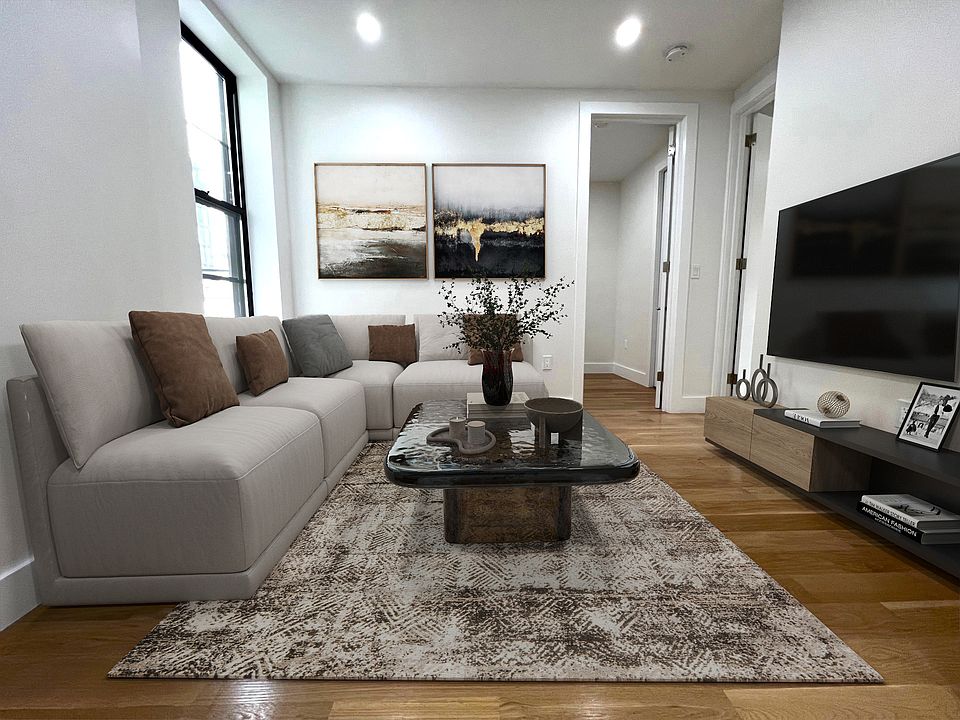 1st image of 455 Hudson St #63