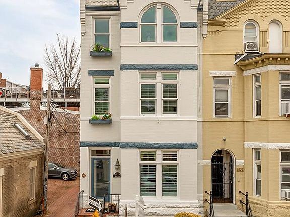 3rd image of 1829 Riggs Pl NW