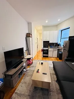 Rented by Point NYC | media 11