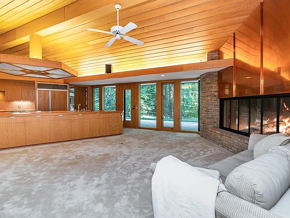 2nd image of 3606 White Pine Way