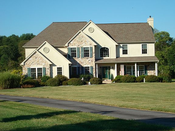 Home Front- Inviting!