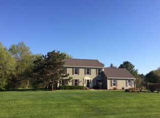 273 Birch Rd, Delafield, WI 53018
