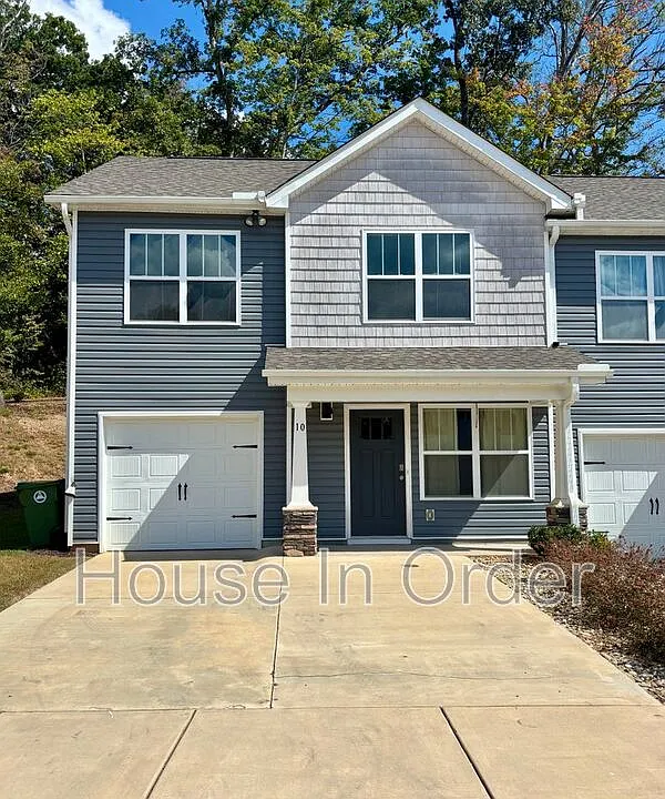 10 Malcolm Ct