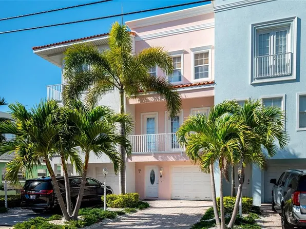 140 Brightwater Dr APT 2, Clearwater, FL 33767