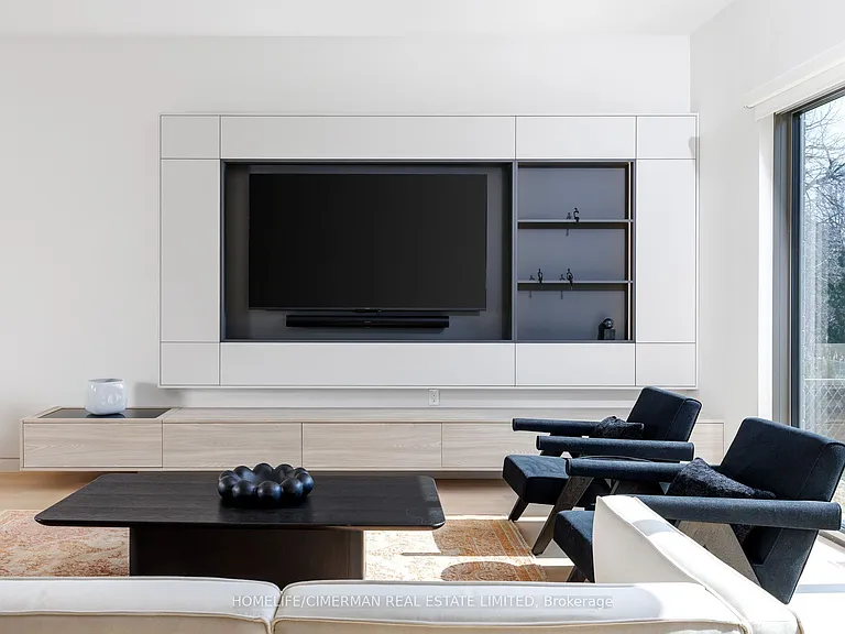 21 Farrell Ave — Photo 12