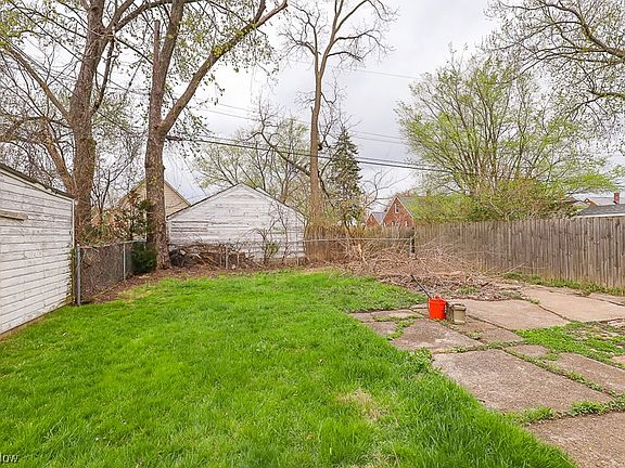 2nd image of 4492 W 136th St