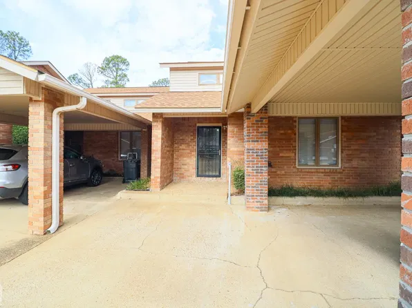 2711 Greenbriar Dr, Jonesboro, AR 72401