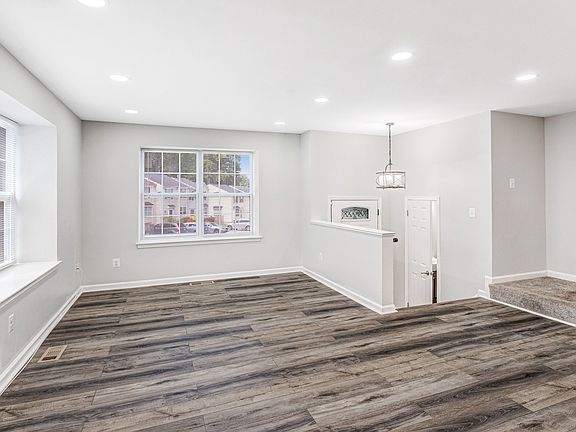 5th image of 1852 Heather Glen Ct