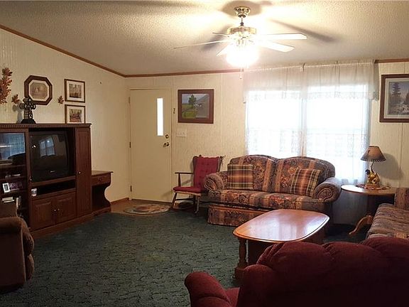 3rd image of 14505 Wood Ln