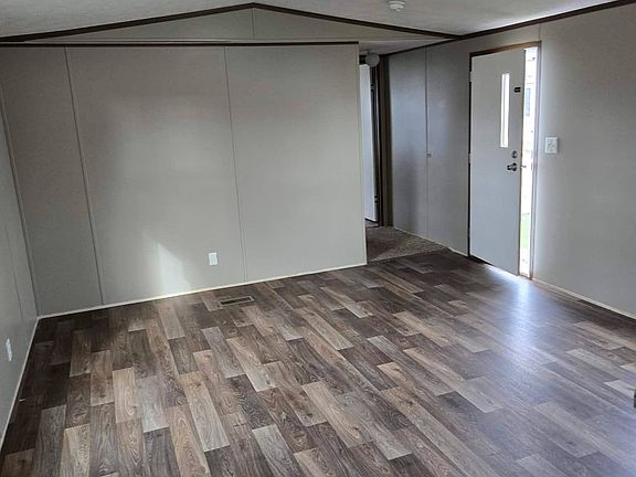 2nd image of 44 Butternut Dr #44