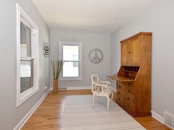 5th image of 5907 N Oconto Ave