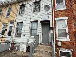 30 Perrine Ave, Trenton, NJ 08638