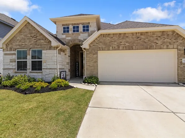 1262 Gainesville Dr, College Station, TX 77845