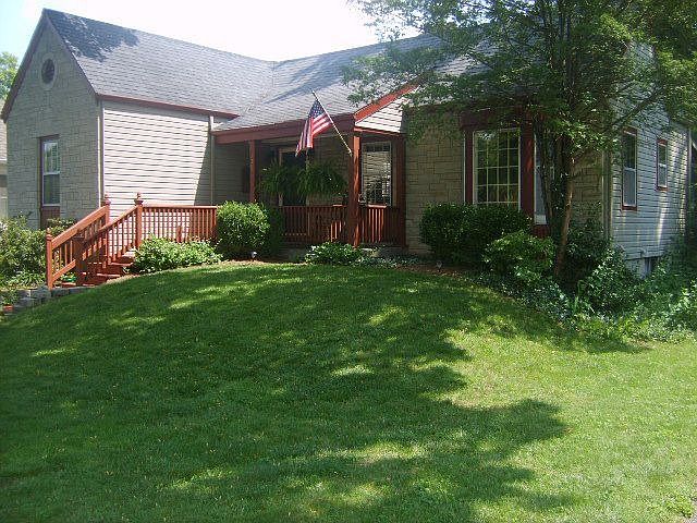 129 N. Hubbards Lane