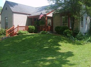 129 N Hubbards Ln, Richlawn, KY 40207