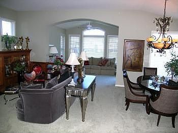 4th image of 3823 Linden Dr E