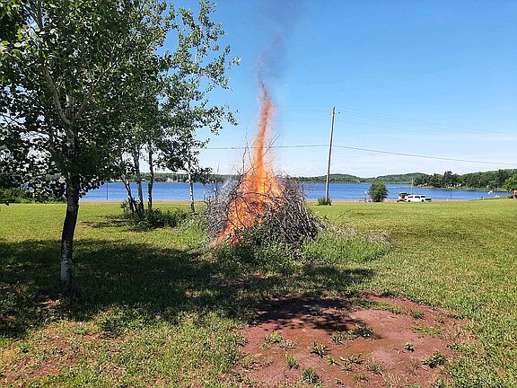3rd image of 909 Fletcher Dr Lot 39