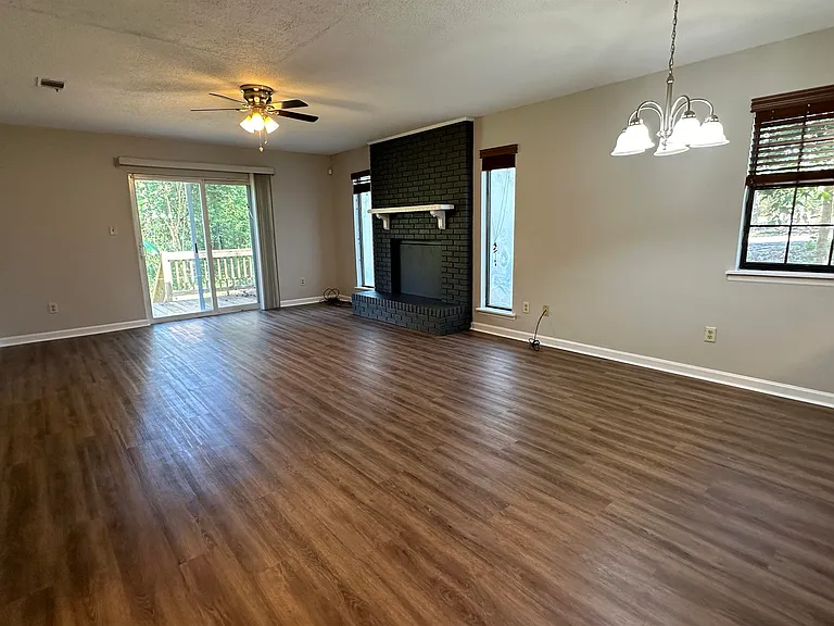 2496 Southwood Plantation Rd #A — Photo 6