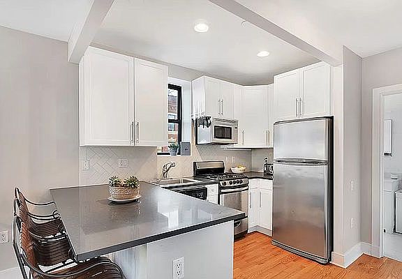 3rd image of 305 W 150th St APT 512