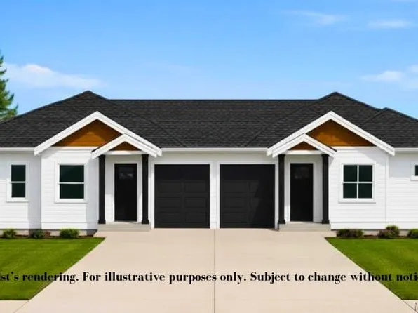 865 Grumman Pl #3, Comox, BC V9M 4H9