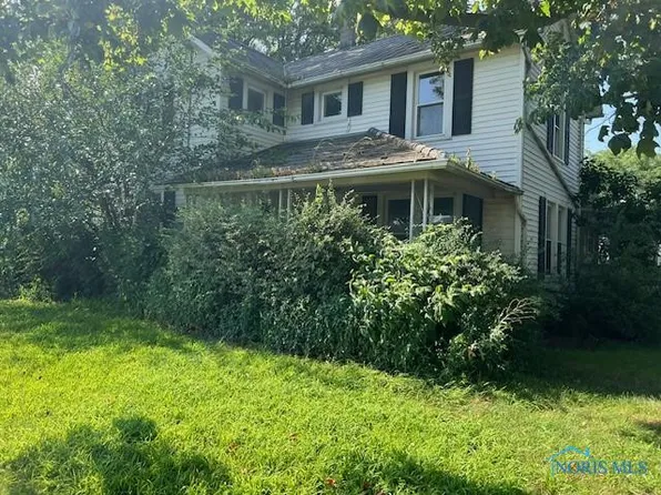 714 E State Route 101, Clyde, OH 43410