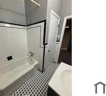 3 bed, $2,000 — Photo 4