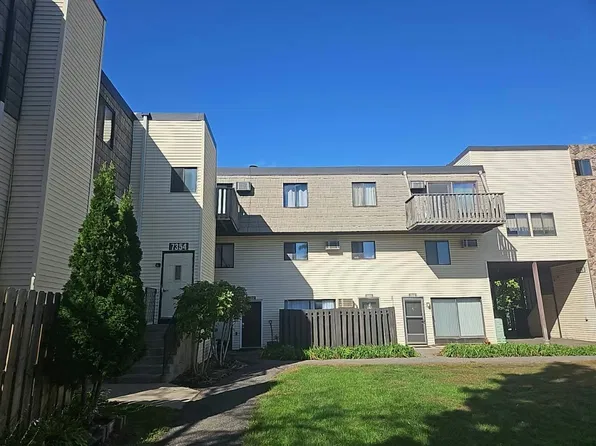 7354 72nd Ln N APT 323, Brooklyn Park, MN 55428