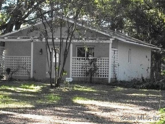 Like new 11 guest house