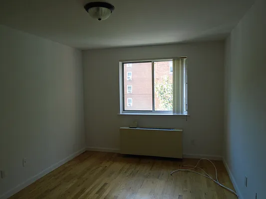 Rented by 18 REALTY | media 35