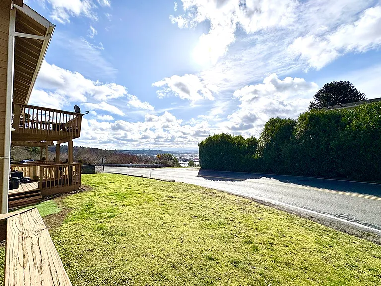 1120 Browns Point Blvd E #A — Photo 10