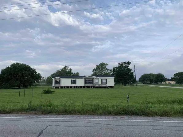 43 County Road 122, Raywood, TX 77582
