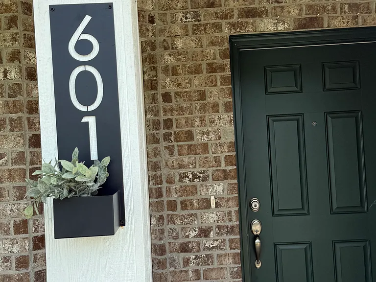 601 Sand Pine Dr — Photo 4