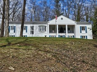 885 Sheridan Rd, Coshocton, OH