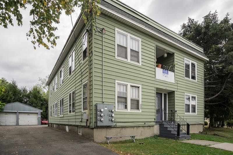 1st image of 364 Floral Ave