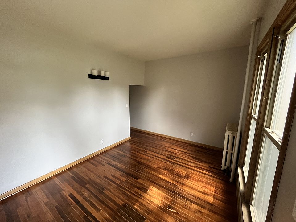2nd image of 2901 Rutland Ave APT 2