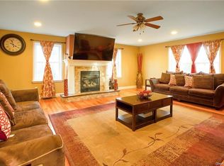 9 Village Gate Way, Monroe, NY 10950