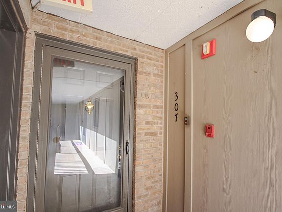 5th image of 227 Canal Park Dr Unit 307