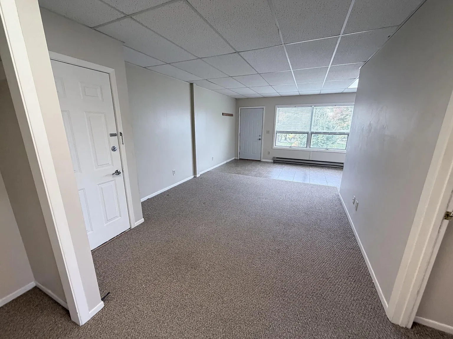 2 bed, $1,000 — Photo 4