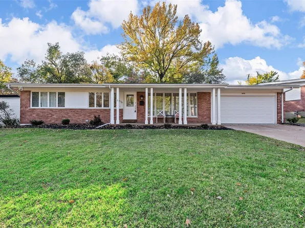 3570 Hambletonian Dr, Florissant, MO 63033