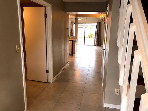 2nd image of 16066 Dawnview Dr