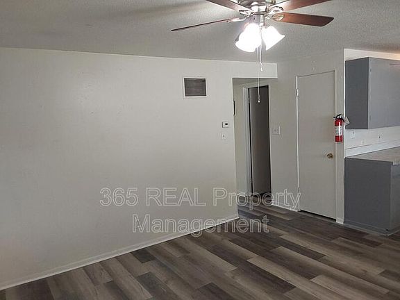 3rd image of 1213 10th St #8