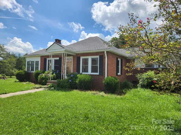 1742 Orrs Station Rd, Chester, SC 29706